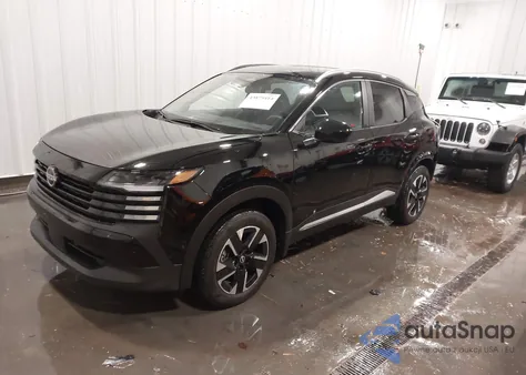 2025 Nissan Kicks Sv Intelligent Awd z USA, uszkodzony, nr VIN 3N8AP6CBXSL429690